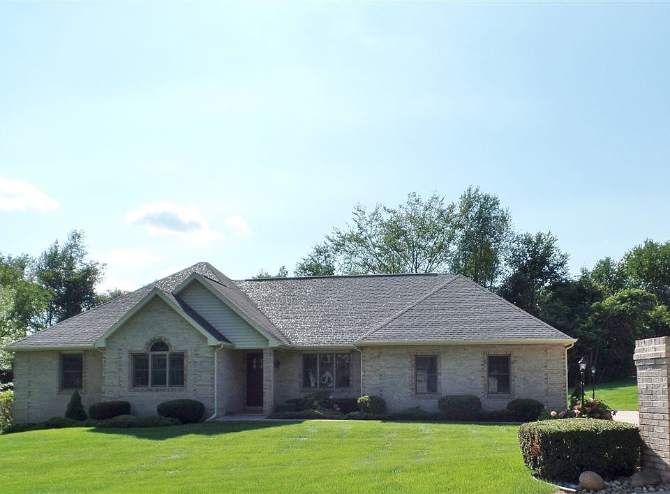1st image of 51595 Clubhouse Dr