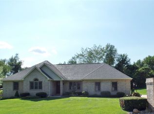 51595 Clubhouse Dr, South Bend, IN 46628