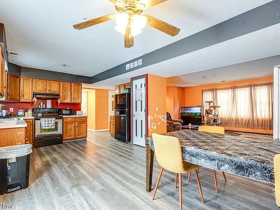 5th image of 214 Heights Ave