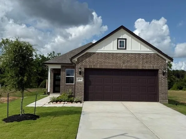 4710 Magnolia Montoya Dr, Pinehurst, TX 77362