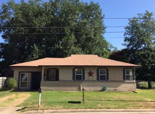 118 W Clinton Ave, Athens, TX 75751