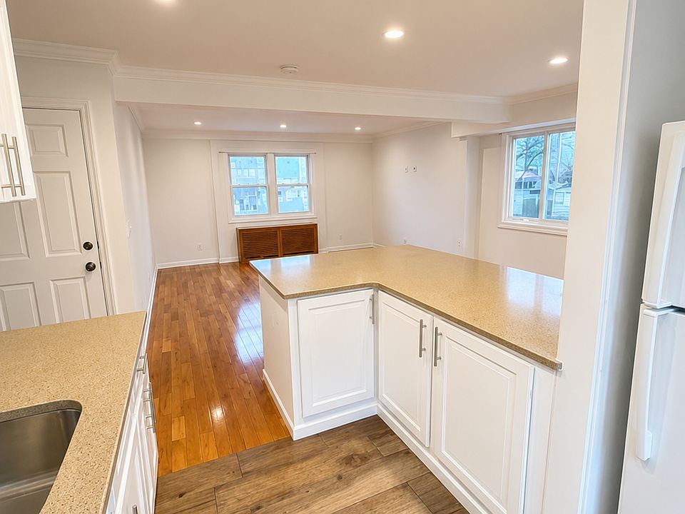 1st image of 140-64 160th St #2