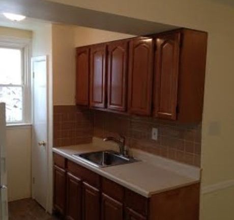 3rd image of 7118 Tabor Ave #2
