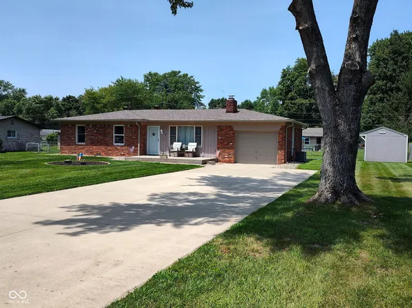 12002 Meadow Ln, Indianapolis, IN 46236