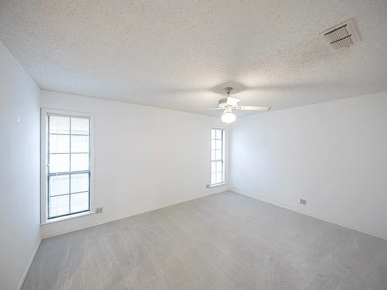 4007 Crestridge Dr — Photo 28