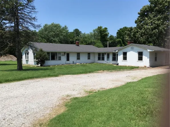 20002 E Old Lexington Rd, Independence, MO 64058