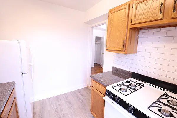 Rented by A&E Real Estate Management | media 4