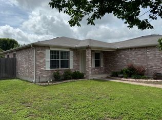 5423 Coach Stop Dr, Temple, TX 76502