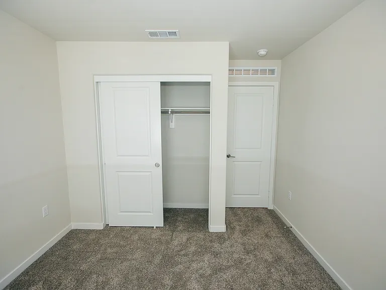 9538 Hannah Way — Photo 12