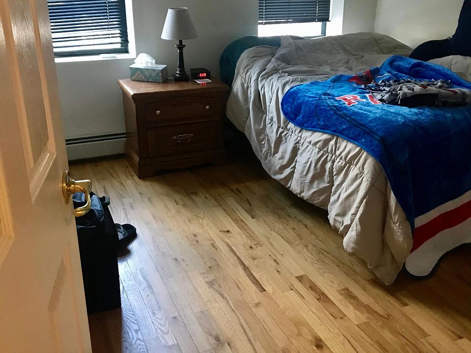 2nd image of 282 Griffith St Floor 3