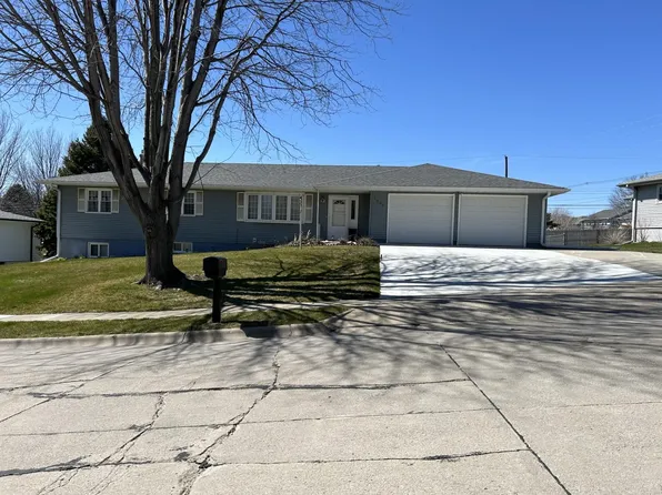 1203 Charolais Dr, Norfolk, NE 68701