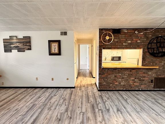 4th image of 323 Ridge Point Cir APT A11