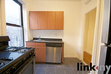 Rented by Link NY Realty