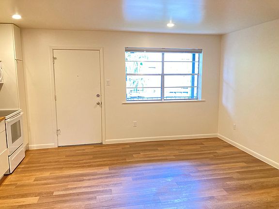 2nd image of 3135 Dauphine St APT A12