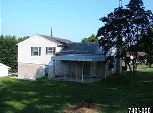 3 Park St, Jacobus, PA 17407