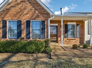 2001 Country Club Ln, Columbia, TN 38401