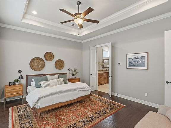 4th image of 2916 Boxelder Dr