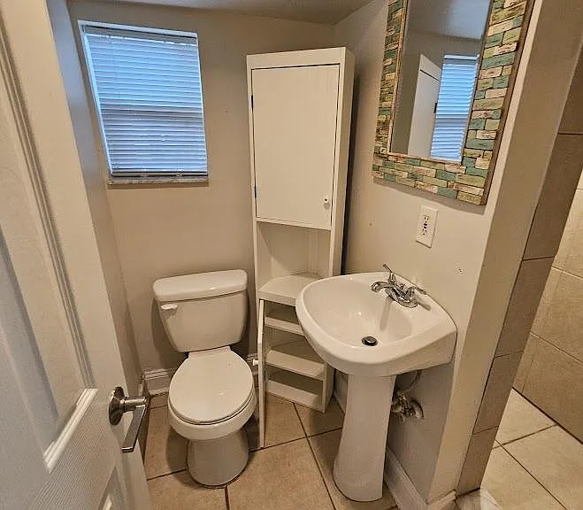 925 Phillips St #1 — Photo 9