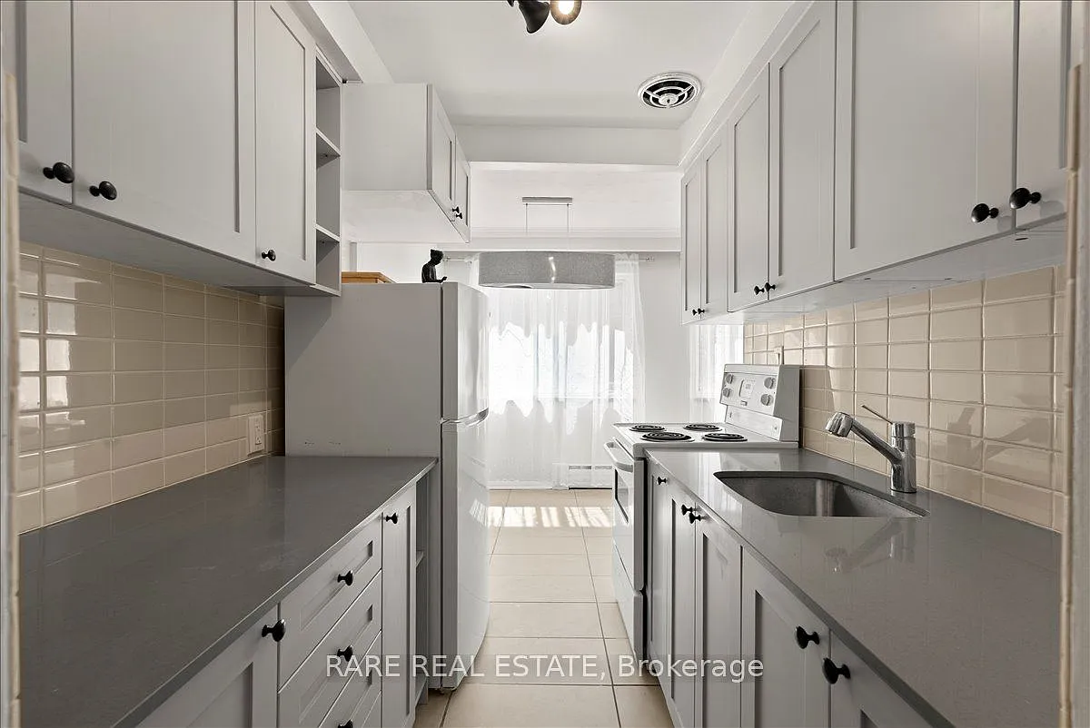 2 bed, $2,350 — Photo 1