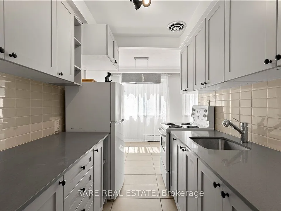 2 21st St #4
