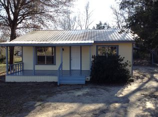 472 E Main St, Zavalla, TX 75980