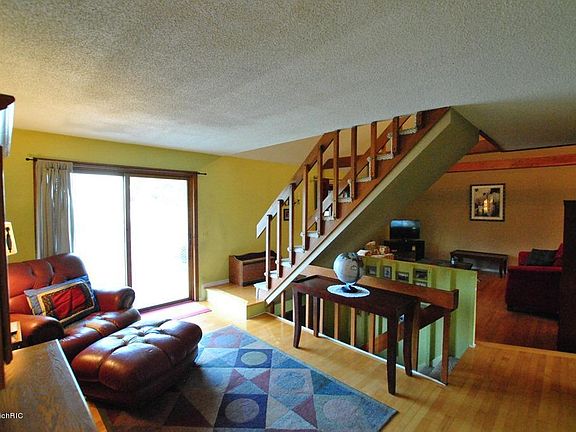 5th image of 1711 Forest Lake Dr SE