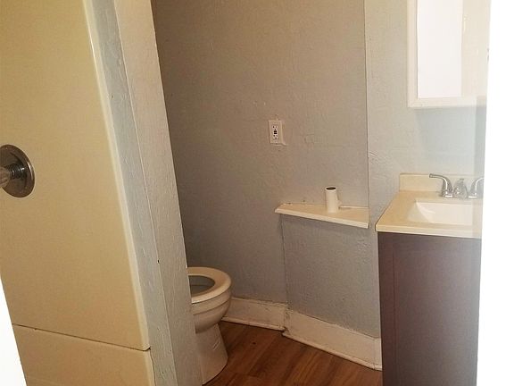 4th image of 260 Washington St APT 6