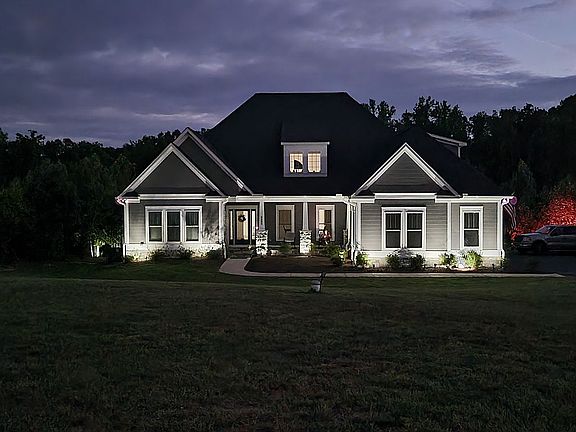 2nd image of 8402 Highclere Ct
