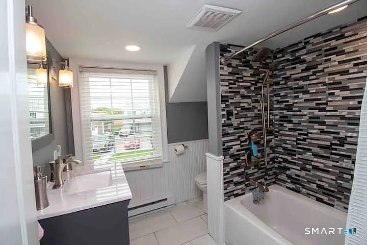 21 Groveway #21 — Photo 23