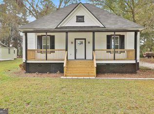 240 Lagrange St, Grantville, GA 30220