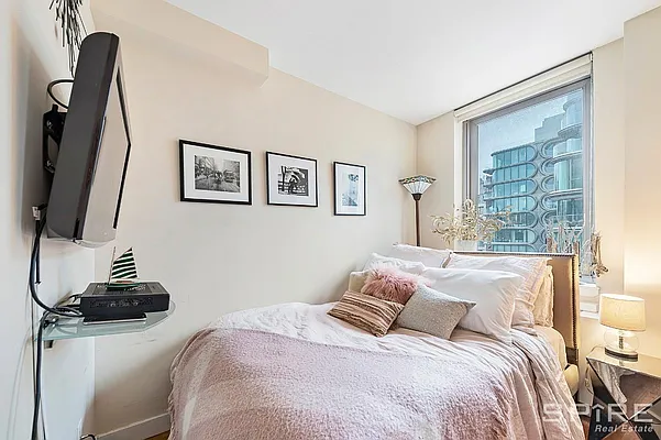 Rented by Spire Group | media 60