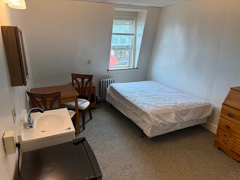 5 Storer St #12 — Photo 4