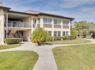 4712 Marine Pkwy APT 202, New Port Richey, FL 34652