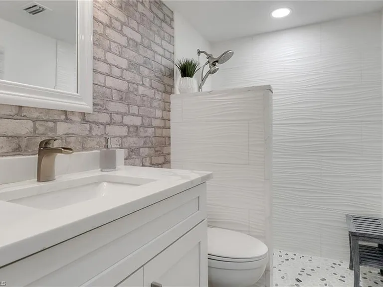 25850 Hickory Blvd #102 — Photo 17