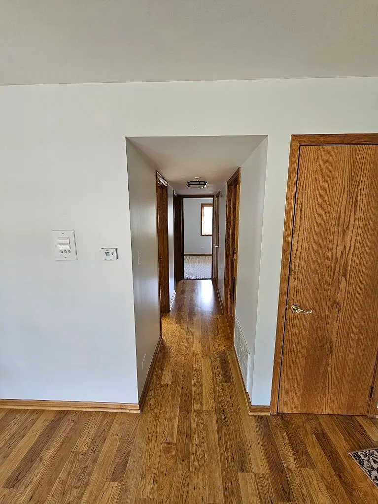 2 bed, 1150 sqft, $2,200 — Photo 4