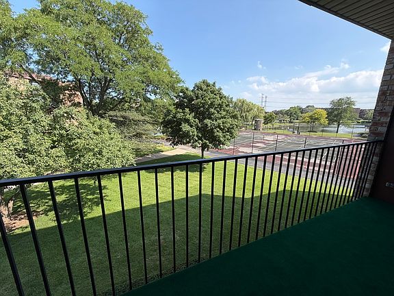 2nd image of 1101 S Hunt Club Dr APT 214