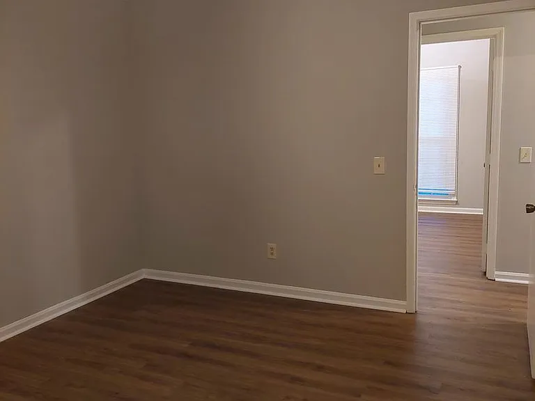 3062 Viking Dr — Photo 15