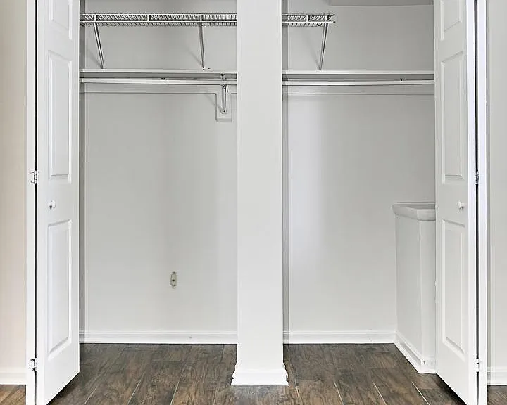 1533 Colonial Dr #101 — Photo 8