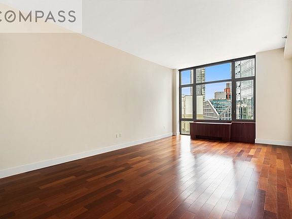 4th image of 42-51 Hunter St #2B