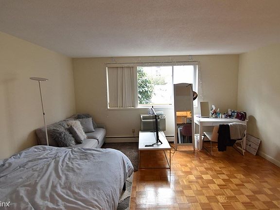 81 Green St. #12 Brookline (Coolidge Corner ) Unit Photo 3
