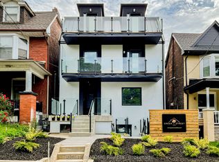 435 Grace St #1, Toronto, ON M6G 3A8