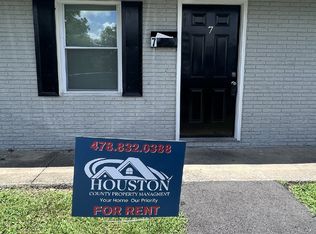 102 Madrid St APT 7, Warner Robins, GA 31093