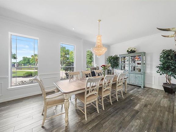 5th image of 4538 Pine Landing Drive