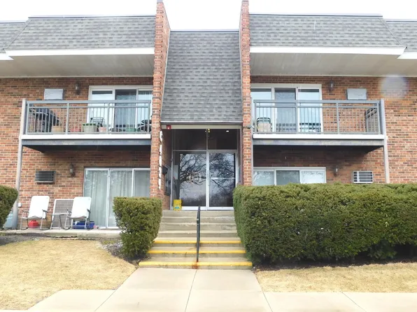 4039 Saratoga Ave APT C110, Downers Grove, IL 60515