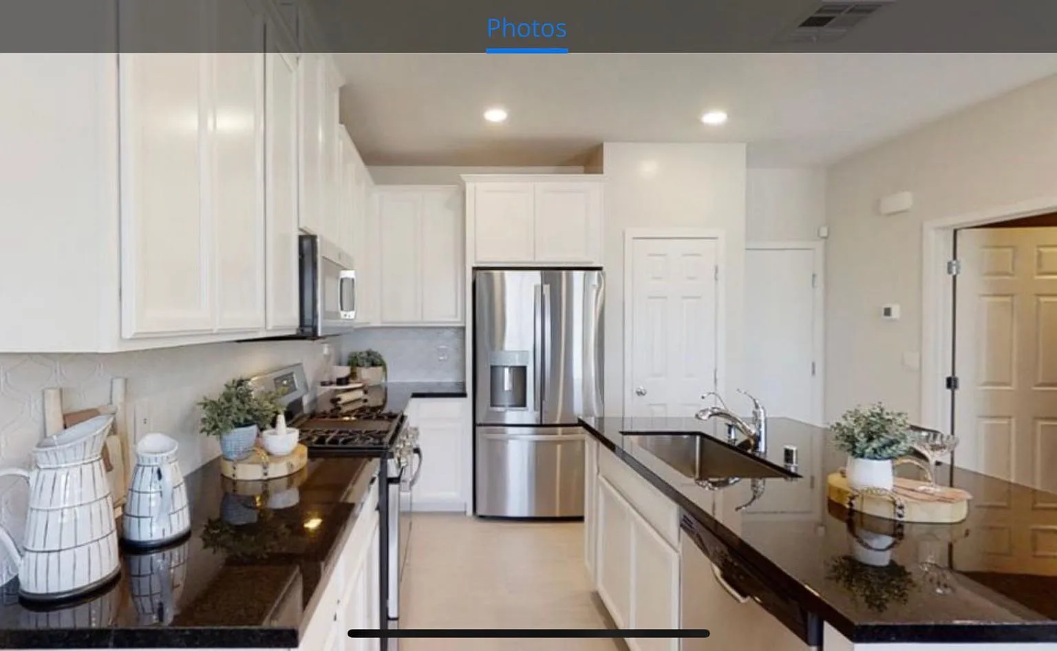 2 bed, 2.5 bath, 1350 sqft, $1,050 — Photo 2