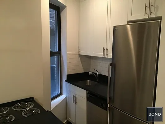 Rented by Bond New York | media 28