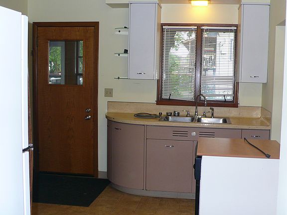 Kitchen view 1 of 3