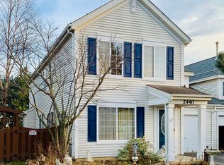 2440 Mayfield Dr, Montgomery, IL 60538