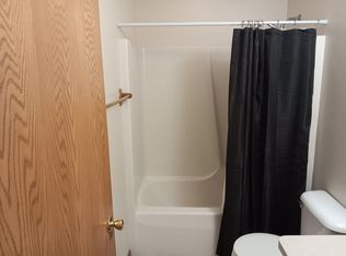 2289 Eagle Pass #B, Wooster, OH 44691