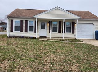 905 Spring Garden Ln, Virginia Beach, VA 23452